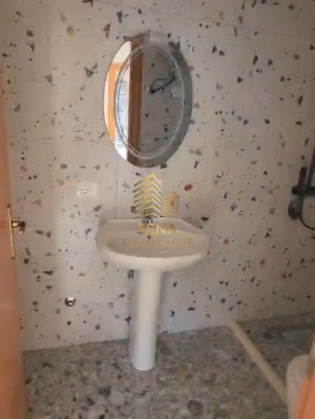 Tirane, shitet apartament 1+1+Ballkon Kati 4, 64 m² 84.000 € (Rruga e Teleferikut)