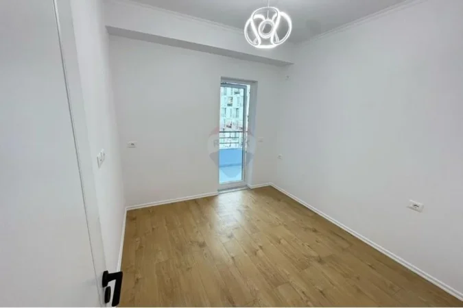 Tirane, shitet apartament 1+1+Aneks+Ballkon Kati 4, 60 m² 93.000 € (Astir)