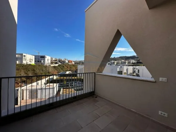 Tirane, shitet apartament 2+1 Kati 2, 126 m² 377.000 € (Liqeni i Thate)