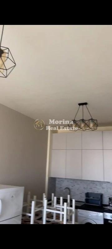 Tirane, jepet me qera apartament 1+1 Kati 4, 60 m² 400 € (Siri Kodra)
