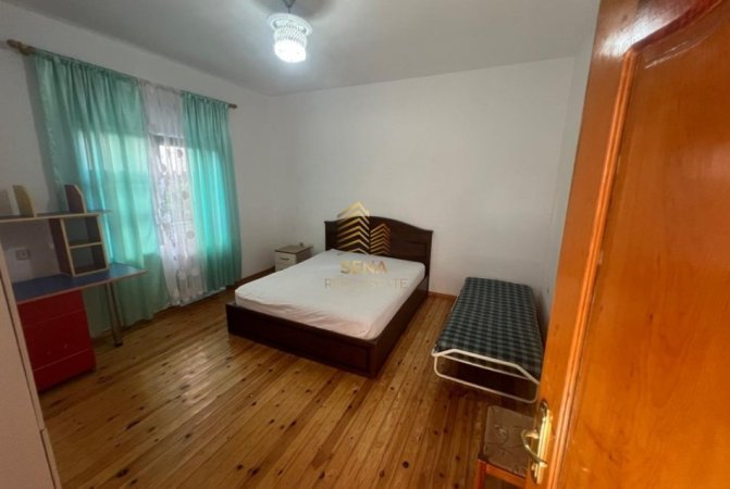 Tirane, jepet me qera apartament Kati 2, 110 m² 400 € (Rruga 3 Vellezerit Kondi)