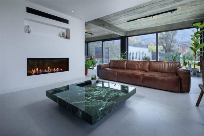 Tirane, jepet me qera Vile 4+1+Ballkon Kati 0, 3.020 m² 4.000 € (Prane Equos Resort TEG-u)