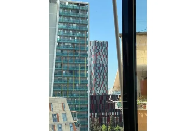 Tirane, jepet me qera apartament 1+1+Aneks+Ballkon Kati 9, 75 m² 900 € (Rruga Faik Konica)