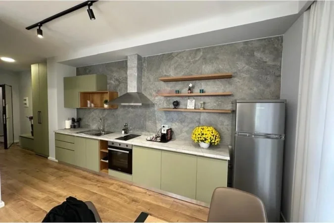 Tirane, shitet apartament 1+1+Ballkon Kati 1, 88 m² 195.000 € (Pazari i Ri)