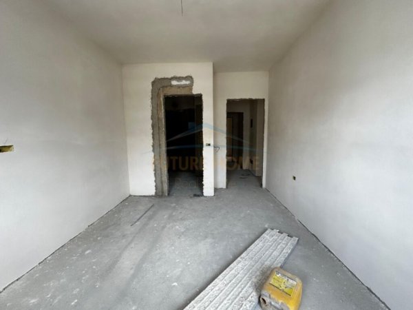 Tirane, shitet apartament 2+1 Kati 7, 91 m² 98.000 € (Univers City QTU)