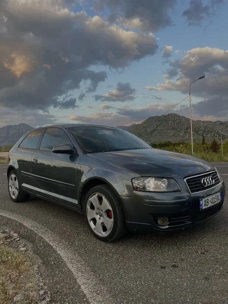 Shkoder, shitet makine Audi A3, Nafte, gri e erret manuale Kondicioner 253.000 km 2.800 €