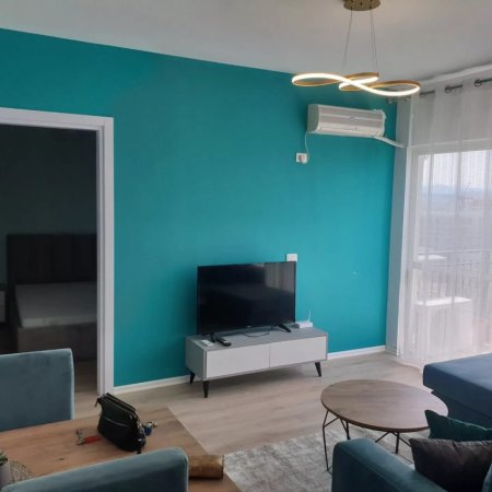 Tirane, jepet me qera apartament 1+1+Ballkon Kati 11, 70 m² 470 € (Ish Fusha e Aviacionit)