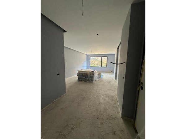Tirane, shitet apartament 2+1+Aneks+Ballkon Kati 4, 130 m² 286.000 € (rruga elbasanit)