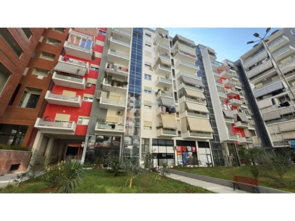 Tirane, shitet ambjent biznesi Kati 0, 39 m² 80.000 € (Rruga e Kavajes)