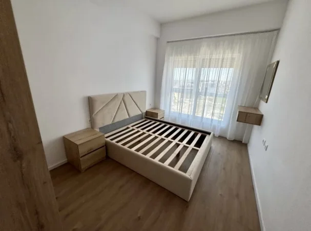Tirane, jepet me qera apartament 1+1+Ballkon Kati 5, 58 m² 400 € (Kompleksi Kaimi , Ali Dem)