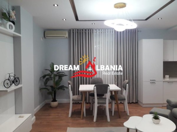 Tirane, jepet me qera apartament 2+1+Ballkon Kati 2, 85 m² 670 € (Tek 21 Dhjetori, Rruga Frosina Plaku - ID 42214314)