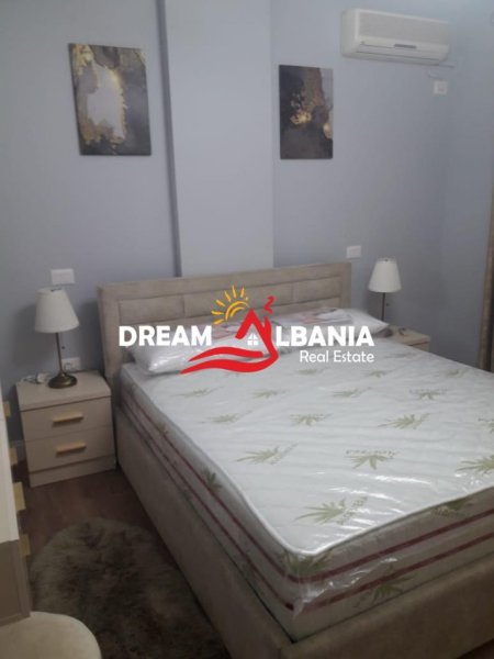 Tirane, jepet me qera apartament 2+1+Ballkon Kati 2, 85 m² 670 € (Tek 21 Dhjetori, Rruga Frosina Plaku - ID 42214314)