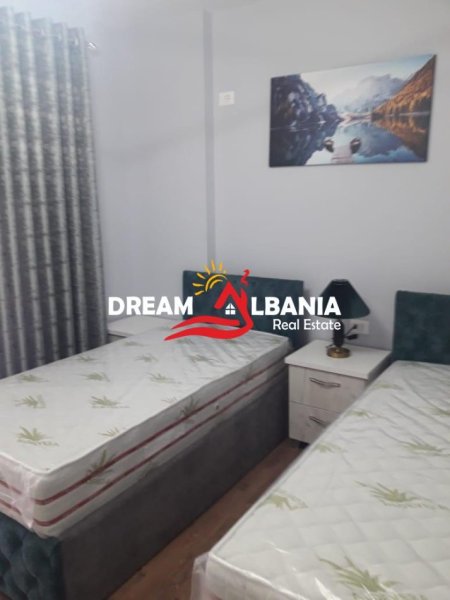 Tirane, jepet me qera apartament 2+1+Ballkon Kati 2, 85 m² 670 € (Tek 21 Dhjetori, Rruga Frosina Plaku - ID 42214314)