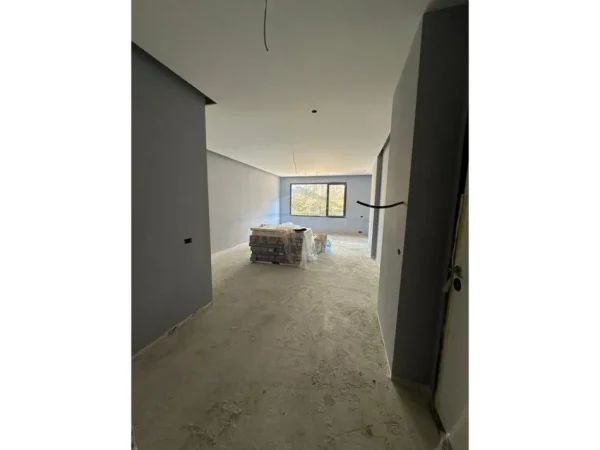 Tirane, shitet apartament 2+1 Kati 4, 130 m² 286.000 € (Rruga e Elbasanit)