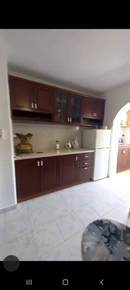 Tirane, shitet apartament 1+1+Ballkon Kati 5, 56 m² 85.000 € (Rruga Ali Demi)