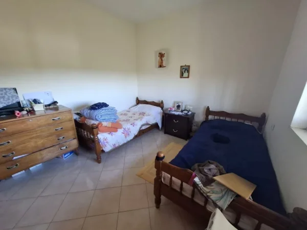 Vlore, shitet Vile 3 Katshe , 500 m² 195.000 € (R.Ded Gjon Luli)