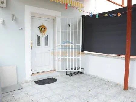 Qera, Apartament 1+1 ( Kati i 2 i nje Vile), Ali Dem, Tirane. AREA52540