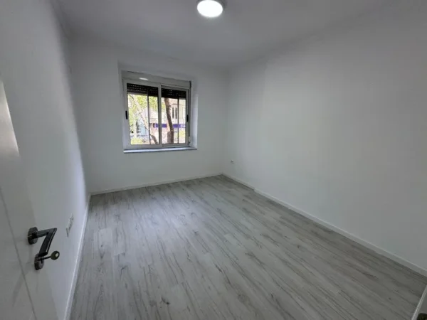 Tirane, shitet apartament 2+1 Kati 2, 64 m² 146.000 € (Harry Fultz Rruga Asim Vokshi)