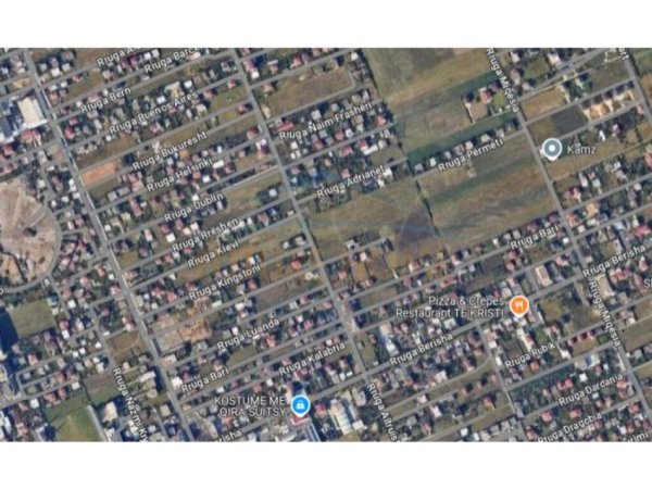 Tirane, shitet toke , 6.300 m² 370.000 € (Rruga e Miqesise, Kamze.)