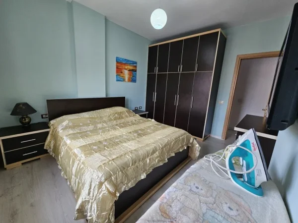 Tirane, jepet me qera 2+1+Ballkon Kati 6, 75 m² 40.000 € (Prane Bulevardit te Ri, Astir.)