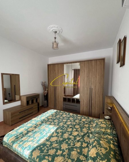 Tirane, jepet me qera apartament 2+1 Kati 2, 90 m² 450 € (BULEVARDI I RI)