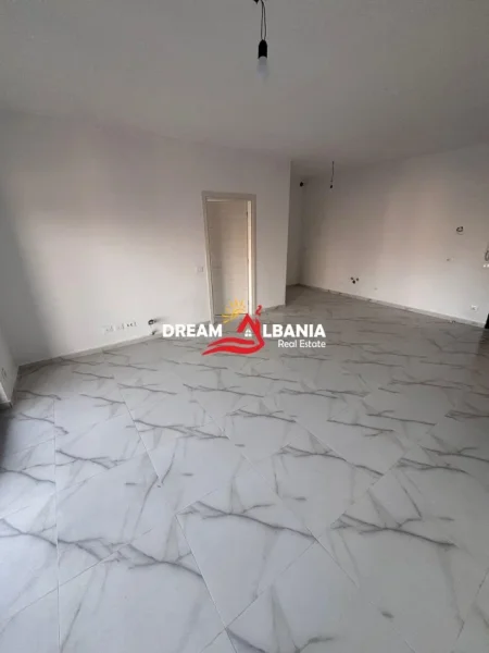 Tirane, jepet me qera apartament Kati 3, 113 m² 750 € (Tek Myslym Shyri - ID 42215012)