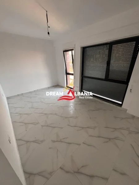 Tirane, jepet me qera apartament Kati 3, 113 m² 750 € (Tek Myslym Shyri - ID 42215012)