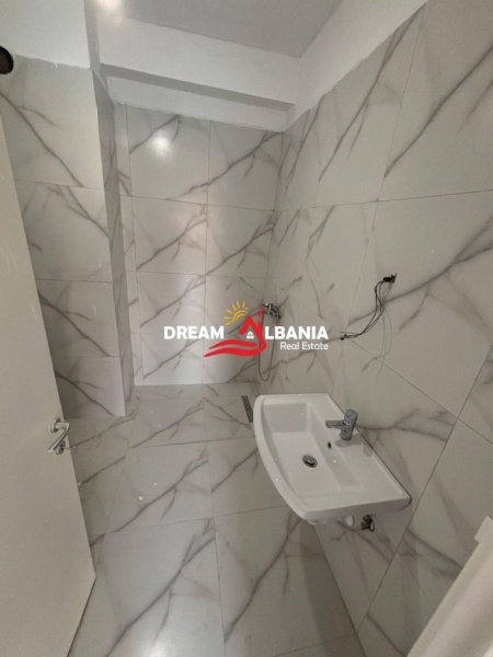Tirane, jepet me qera apartament Kati 3, 113 m² 780 € (Tek Myslym Shyri - ID 42215012)