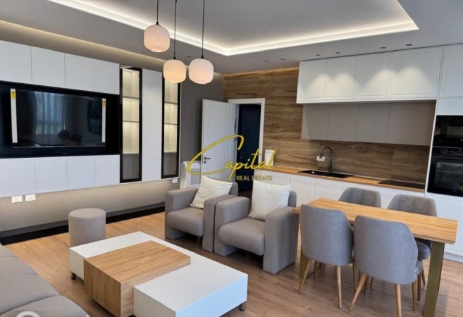 Tirane, jepet me qera apartament 2+1 Kati 6, 76 m² 700 € (BULEVARDI I RI)