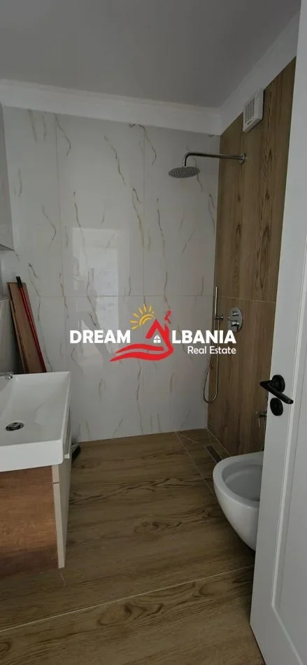 Tirane, shitet apartament 1+1+Ballkon Kati 2, 49 m² 125.000 € (Tek 21 Dhjetori, prane Mozzaikut - ID 4119414)