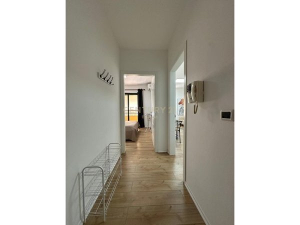 Tirane, jepet me qera apartament 1+1 Kati 4, 55 m² 600 € (Rruga e Bogdaneve)