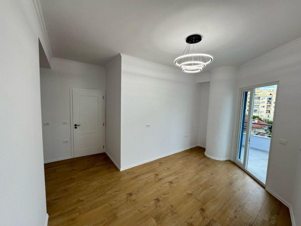 Tirane, shitet apartament 1+1 Kati 5, 60 m² 93.000 € (SHITET APARTAMENTI 1+1 NE ASTIR TEK 2 PALMAT.)
