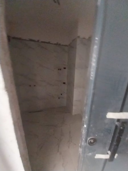 Tirane, shitet apartament 2+1+Ballkon Kati 4, 105 m² 242.420 € (Bulevardi Bajram Curri)