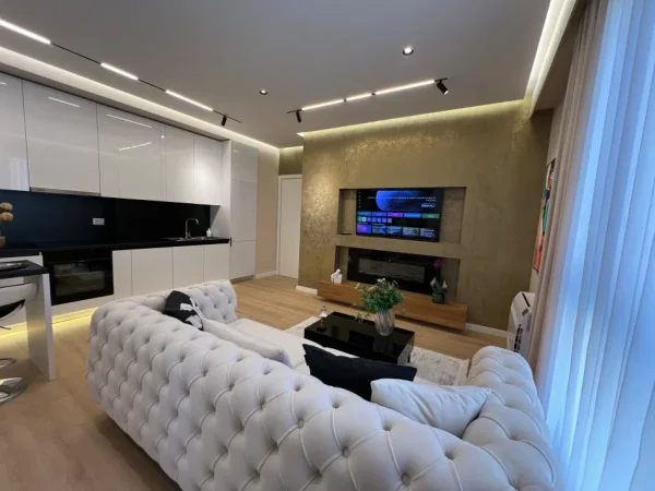 Tirane, shitet apartament 2+1+Ballkon Kati 3, 107 m² 275.000 € (Pazari i Ri)