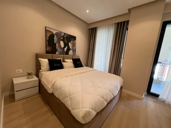 Tirane, shitet apartament 2+1+Ballkon Kati 3, 107 m² 275.000 € (Pazari i Ri)