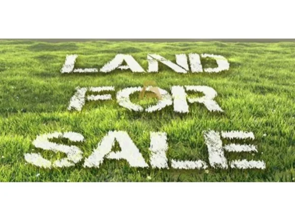 Tirane, shitet toke , 30.000 m² 2.310.000 € (TEG-u)