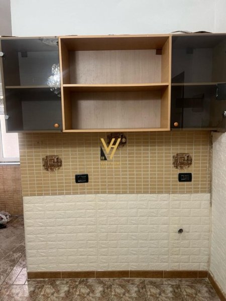 Tirane, jepet me qera apartament 1+1+Ballkon Kati 1, 35 m² 450 € (RRUGA FORTUZI)