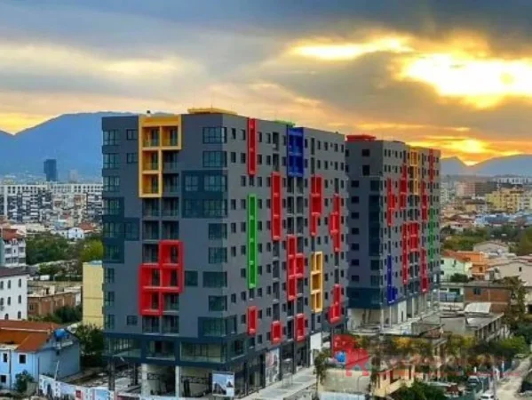 Tirane, jepet me qera apartament 2+1 Kati 7, 75 m² 400 € (Astir)