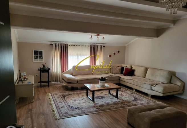 Tirane, jepet me qera apartament 2+1 Kati 6, 113 m² 600 € (SELVIA)