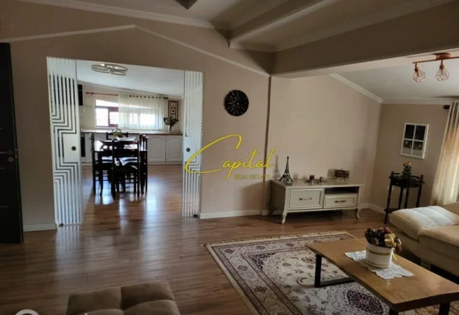 Tirane, jepet me qera apartament 2+1 Kati 6, 113 m² 600 € (SELVIA)