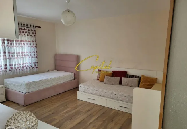 Tirane, jepet me qera apartament 2+1 Kati 6, 113 m² 600 € (SELVIA)