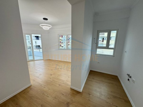 Shitet, Apartament 1+1, Unaza e Re, 93.000 € (Astir)