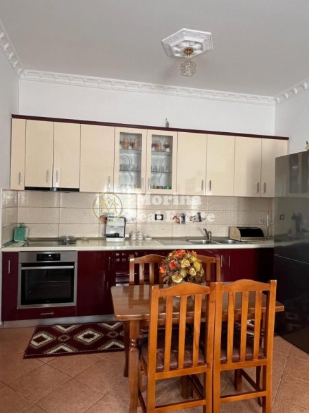 Tirane, jepet me qera shtepi 2+1 Kati 2, 90 m² 450 € (Siri Kodra)