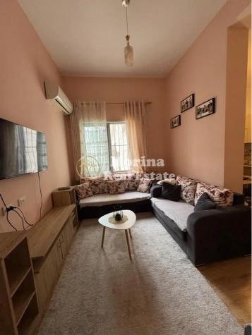 Tirane, jepet me qera apartament 2+1 Kati 2, 85 m² 400 € (Fresku)