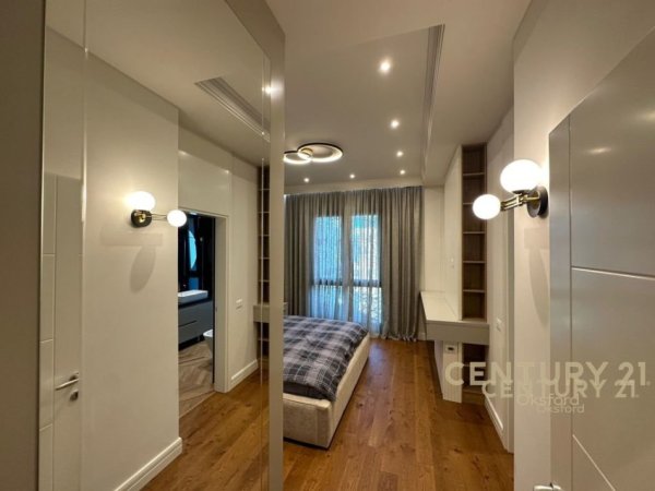 Tirane, jepet me qera apartament 2+1 Kati 8, 109 m² 1.500 € (21 dhjetori)