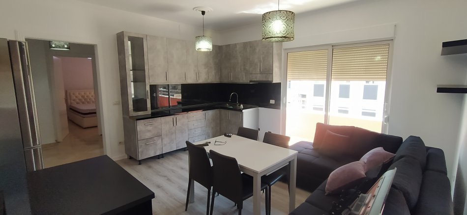 Tirane, jepet me qera apartament 1+1+Ballkon Kati 6, 75 m² 490 € (VIZION PLUS, DON BOSKO)