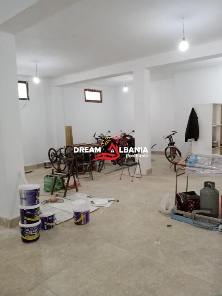 Tirane, jepet me qera magazine Kati 0, 140 m² 1.200 € (Ne Rrugen Pjeter Budi, prane Tregut Elektrik - ID 4281279)