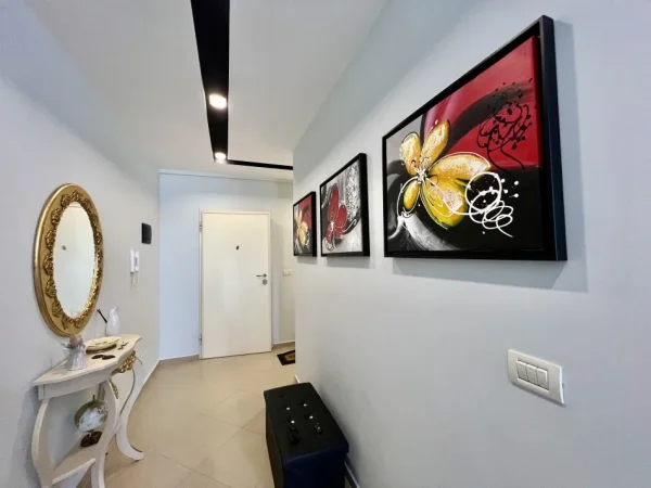 SHITET APARTAMENT 1+1 - SURREL , 15 MIN NGA LIQENI I FARKES