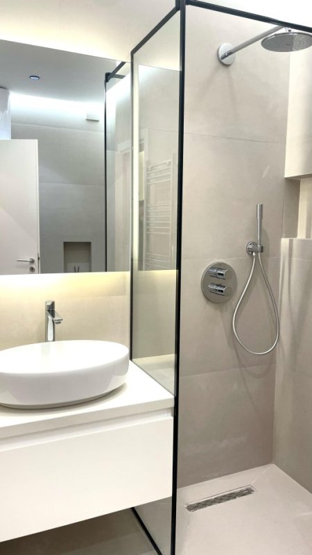 Tirane, shitet apartament 2+1 Kati 3, 107 m² 275.000 € 