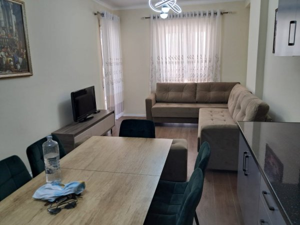 Tirane, shitet apartament 2+1 Kati 2, 84 m² 108.000 € (Univers City)